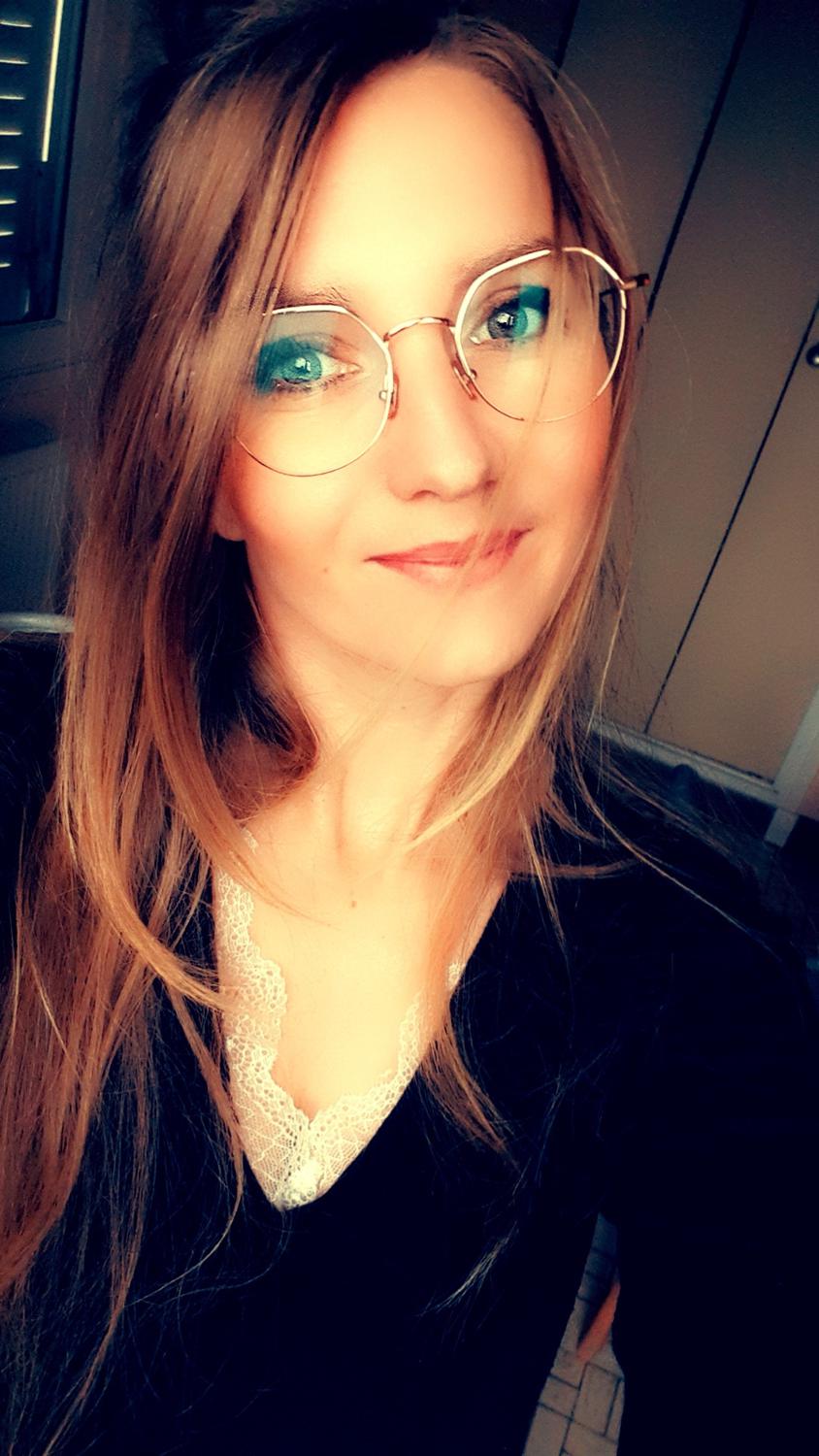 Rebekhalolita's media