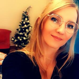 Rebekhalolita's media