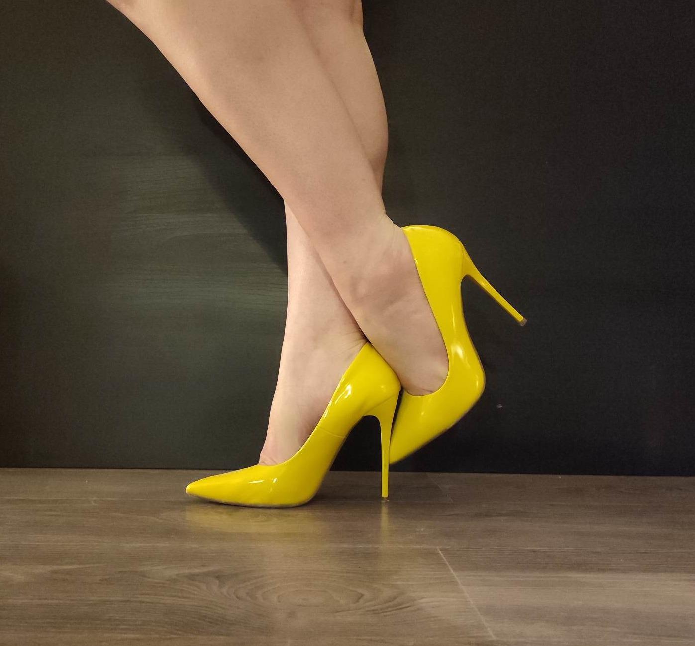 Redpleasurefeet's media