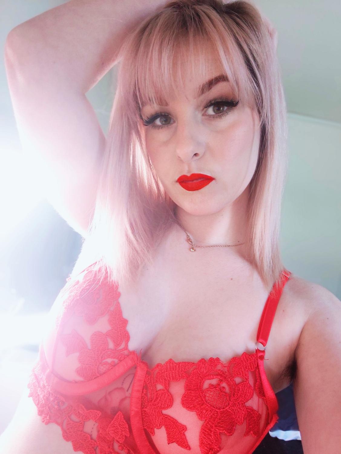 Redwife's media