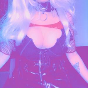 Rocknrollqueen456351's media