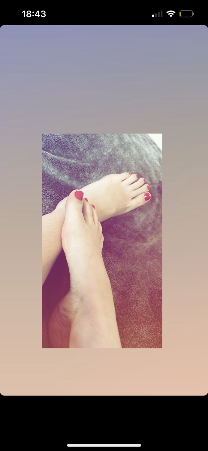 Roomycoquine's media