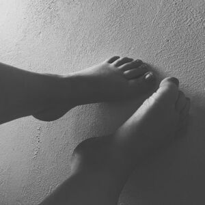_rose_feet_'s media
