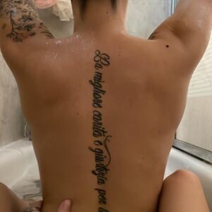 Roselamissdior's media
