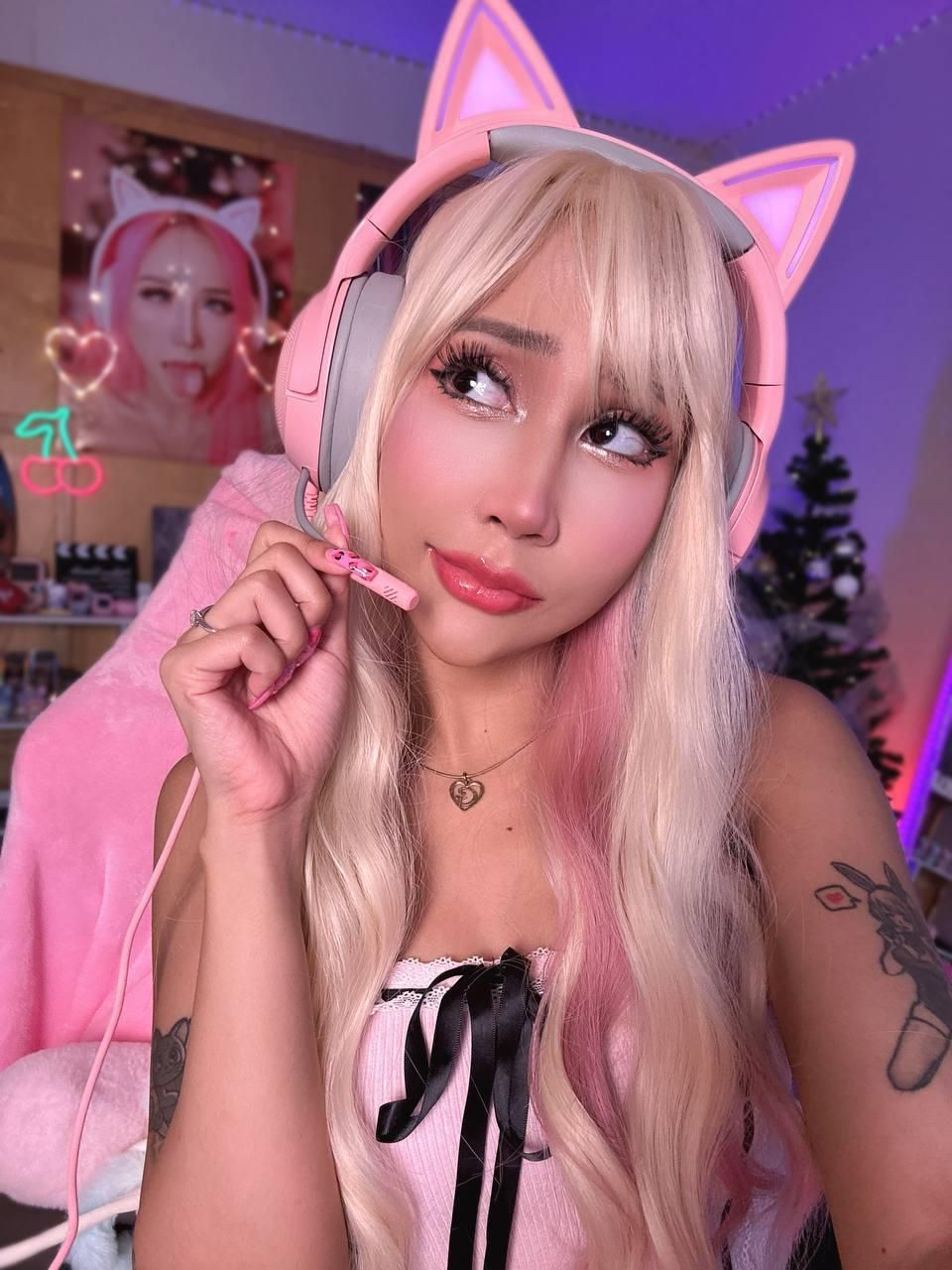 Rosesakura's media