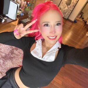 Rosesakura's media