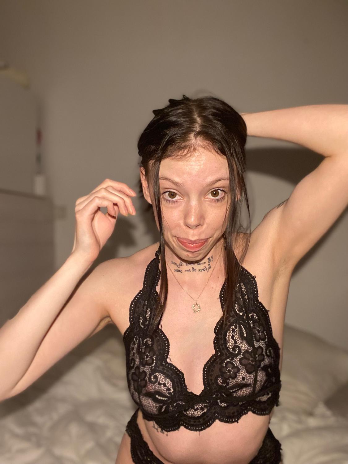 Roxanevaillantt's media