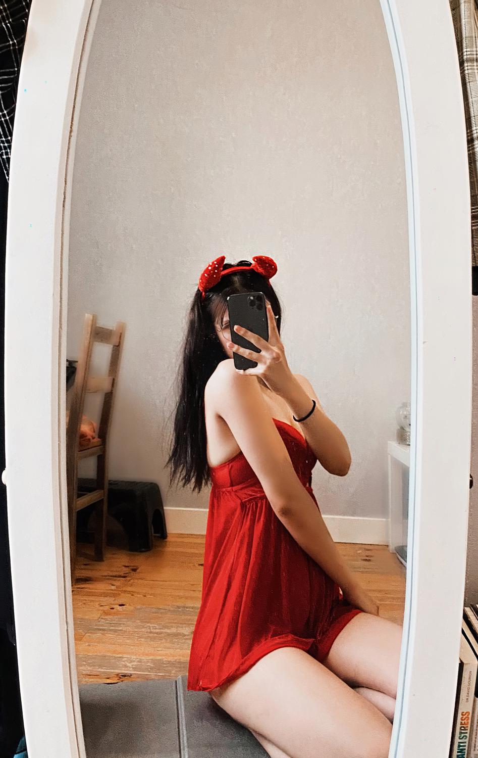 Rubyjanenudes's media
