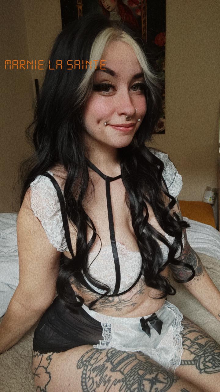 Saintemarnie's media