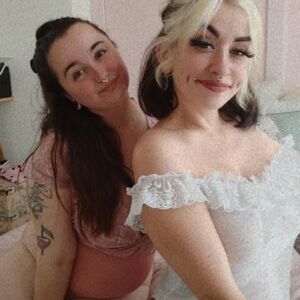 Saintemarnie's media