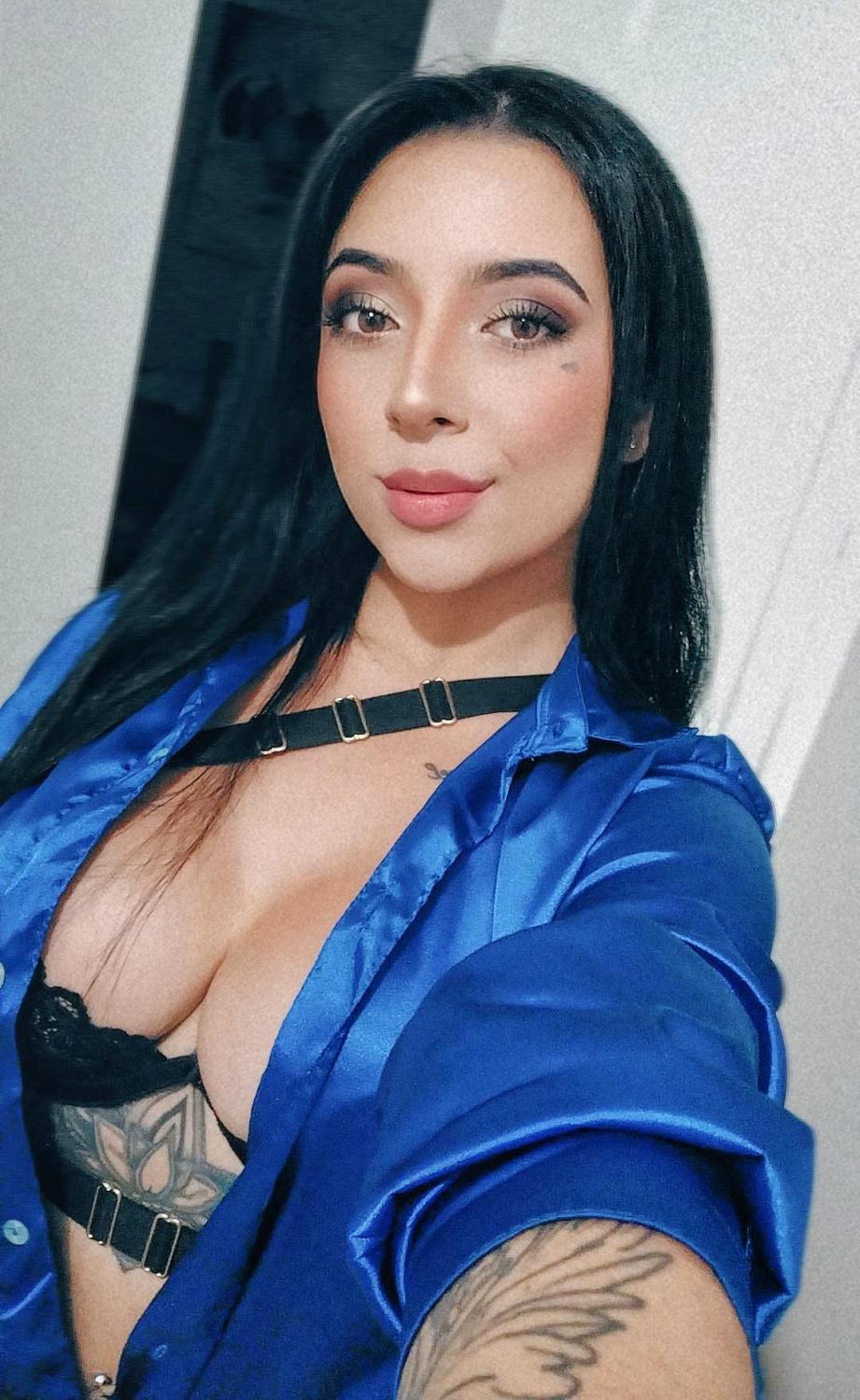 Sararestrepo's media