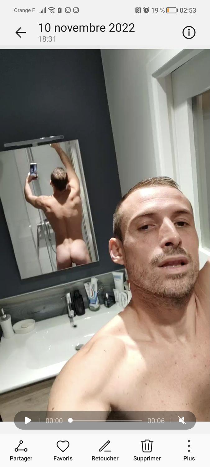 Sebcuckold's media