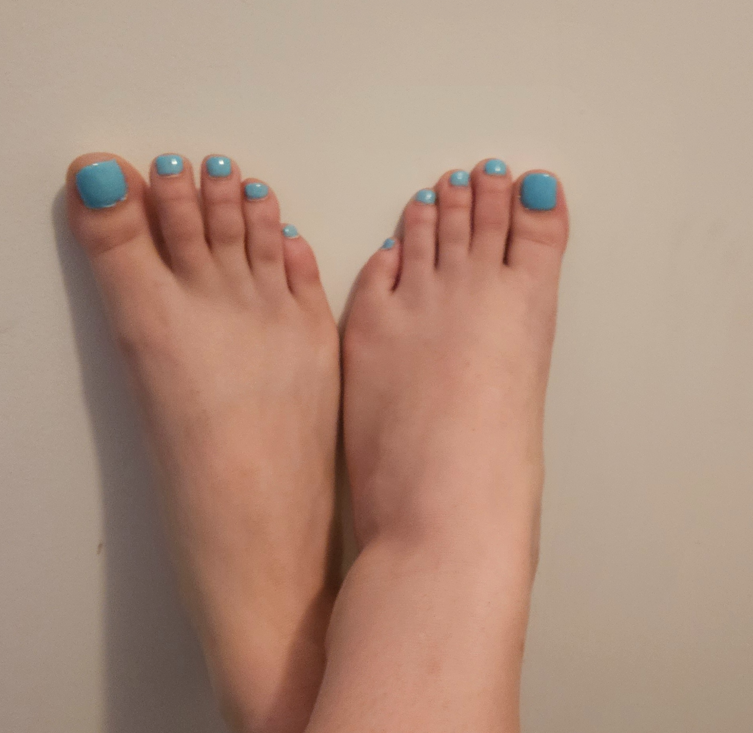 Secret_feet_90's media
