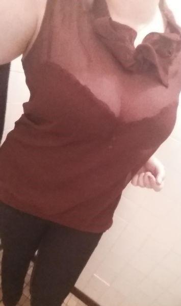 Selene_curvy_french_girl's media