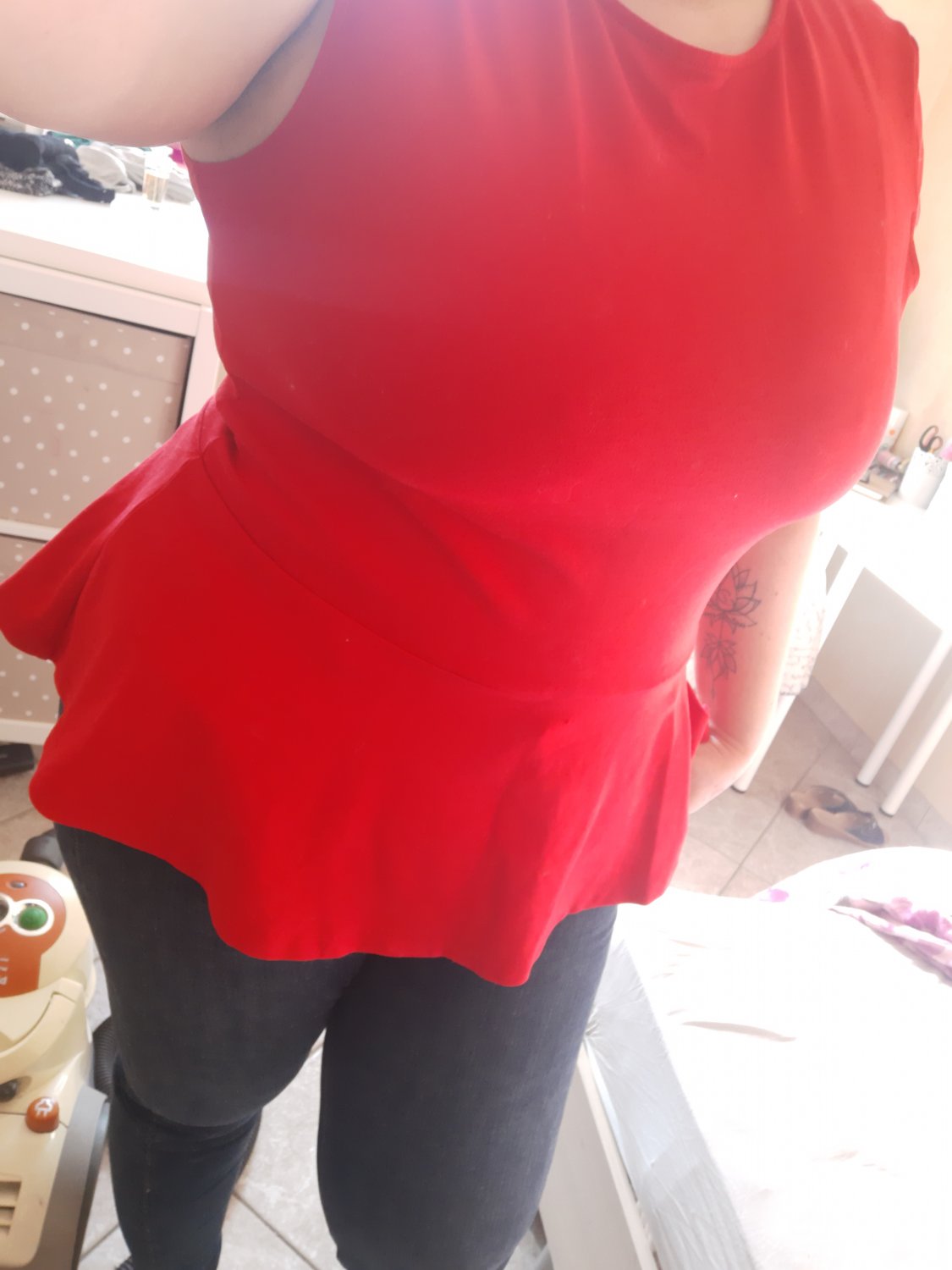 Selene_curvy_french_girl's media
