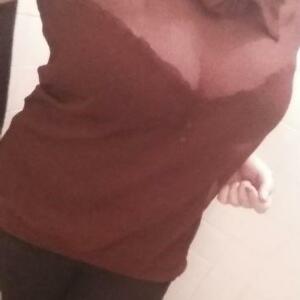Selene_curvy_french_girl's media