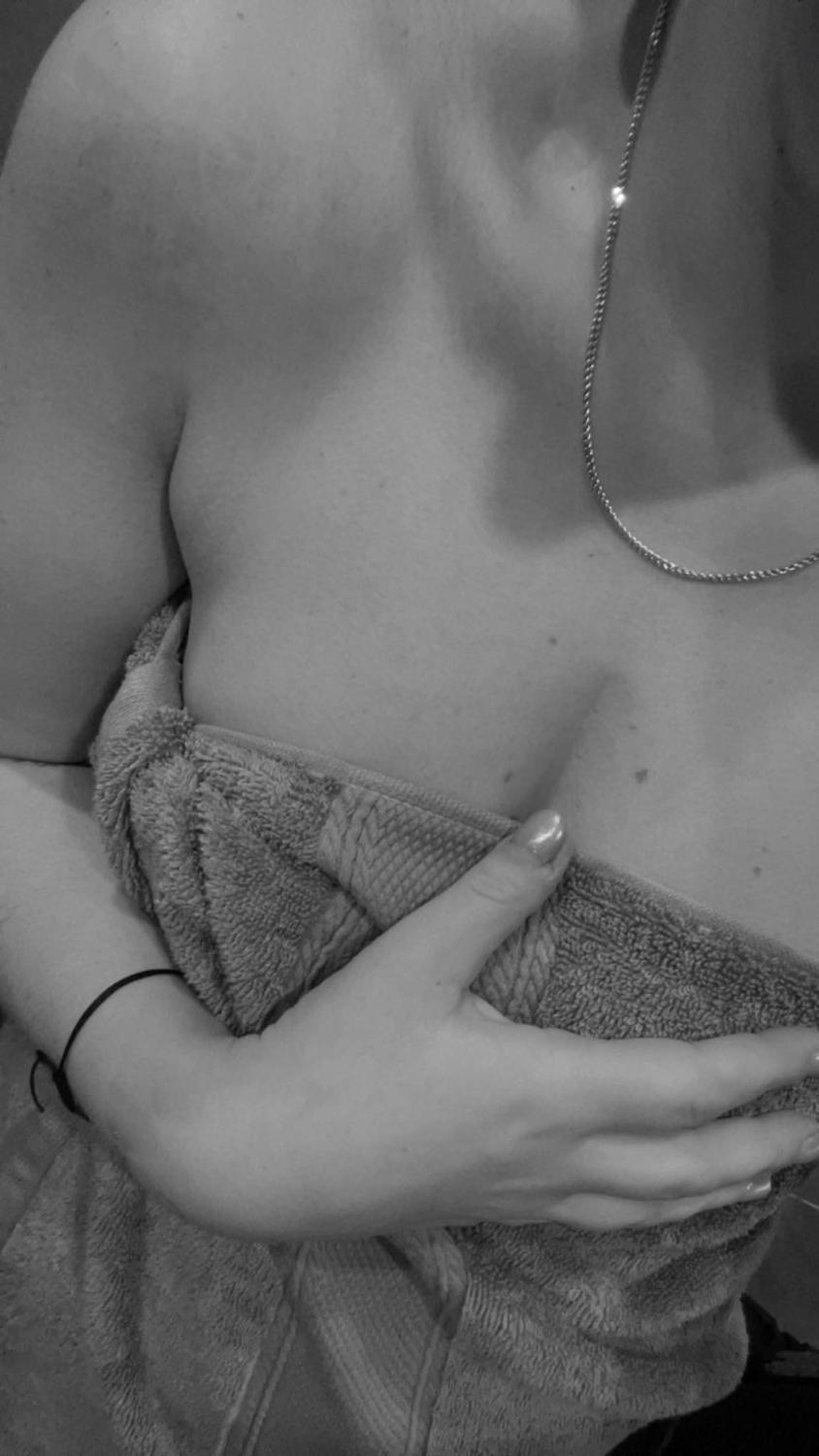 Sexfriends092's media