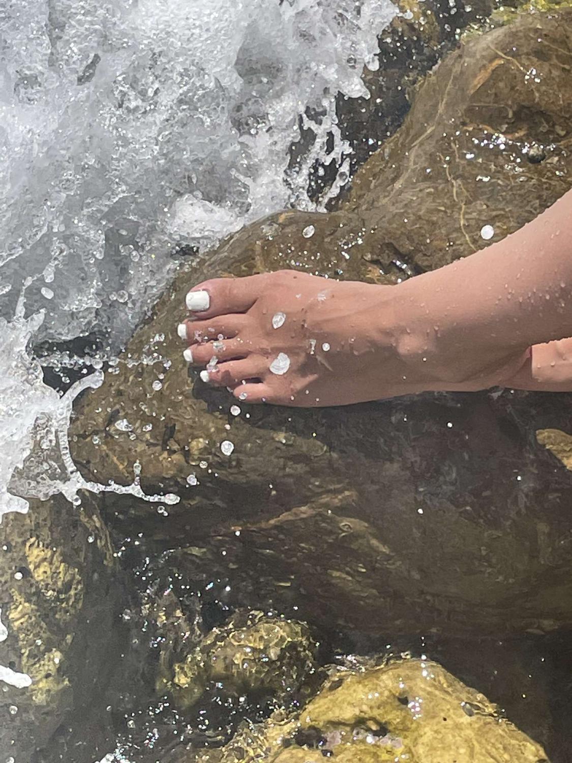 Sexy_feet_lovers's media