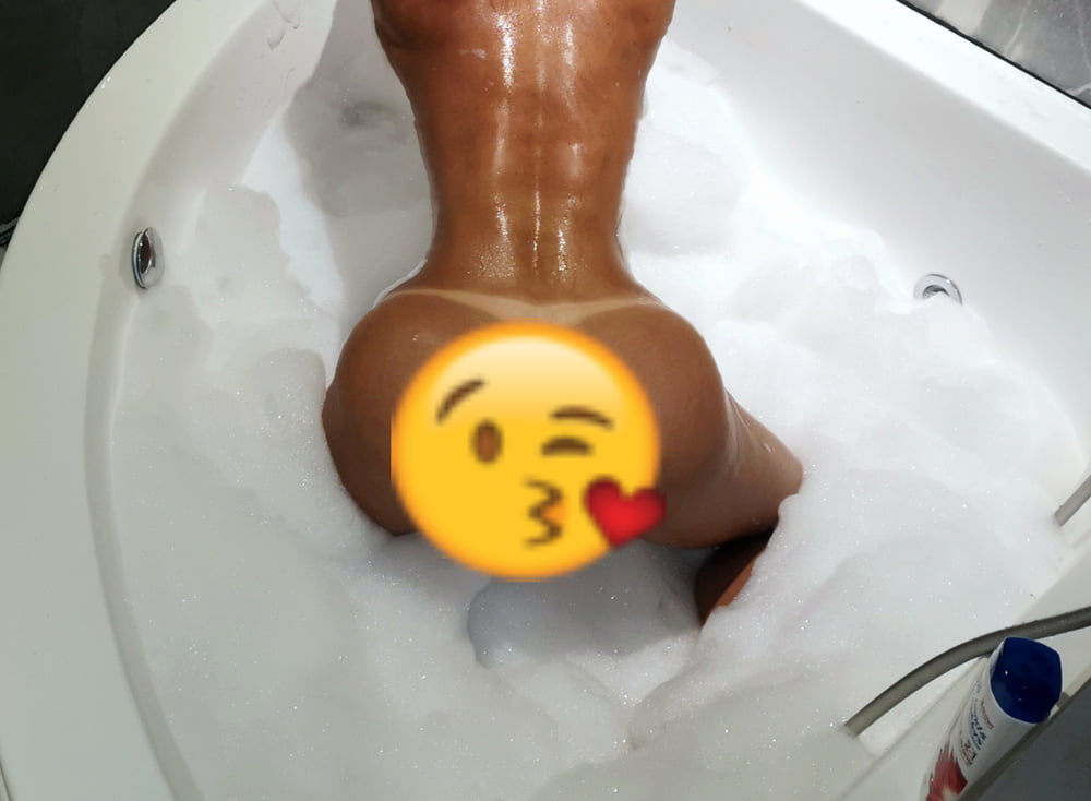 Sexy_femboy_striper's media