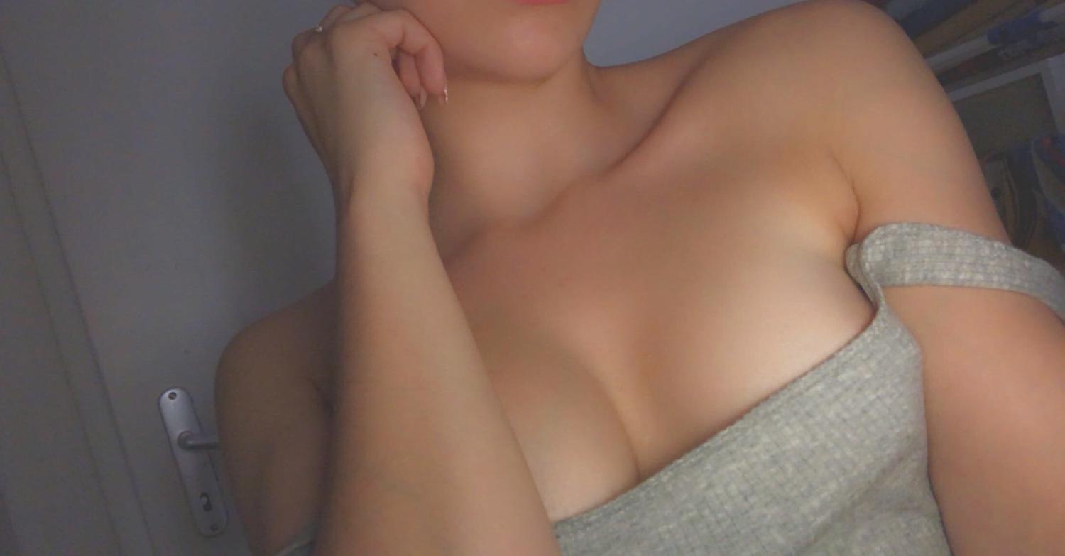 Sexy_girl57's media