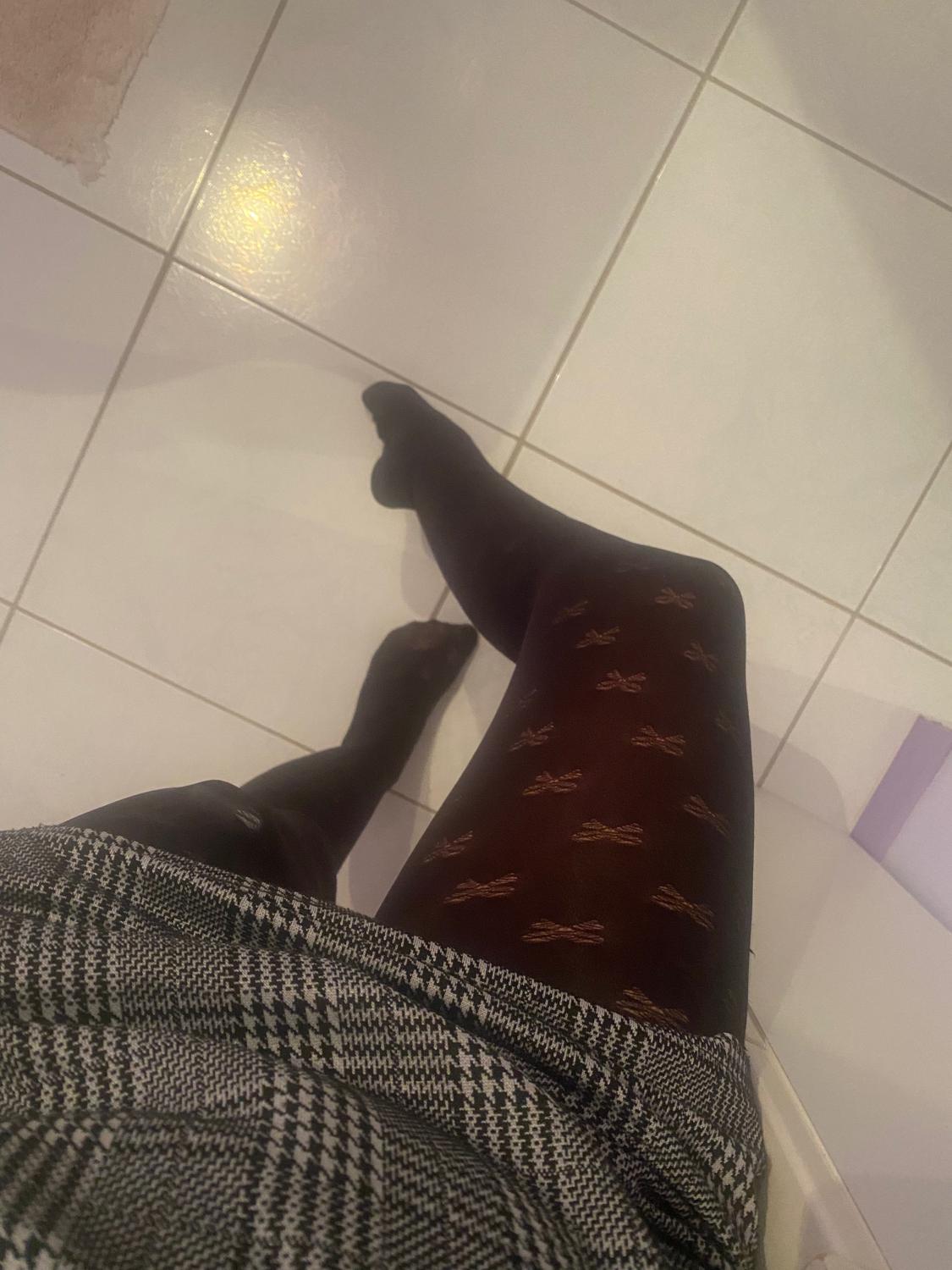 Sexy_little_feet_'s media