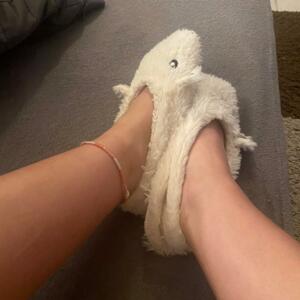 Sexy_little_feet_'s media