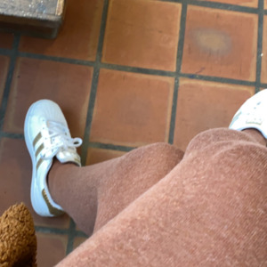 Sexy_little_feet_'s media