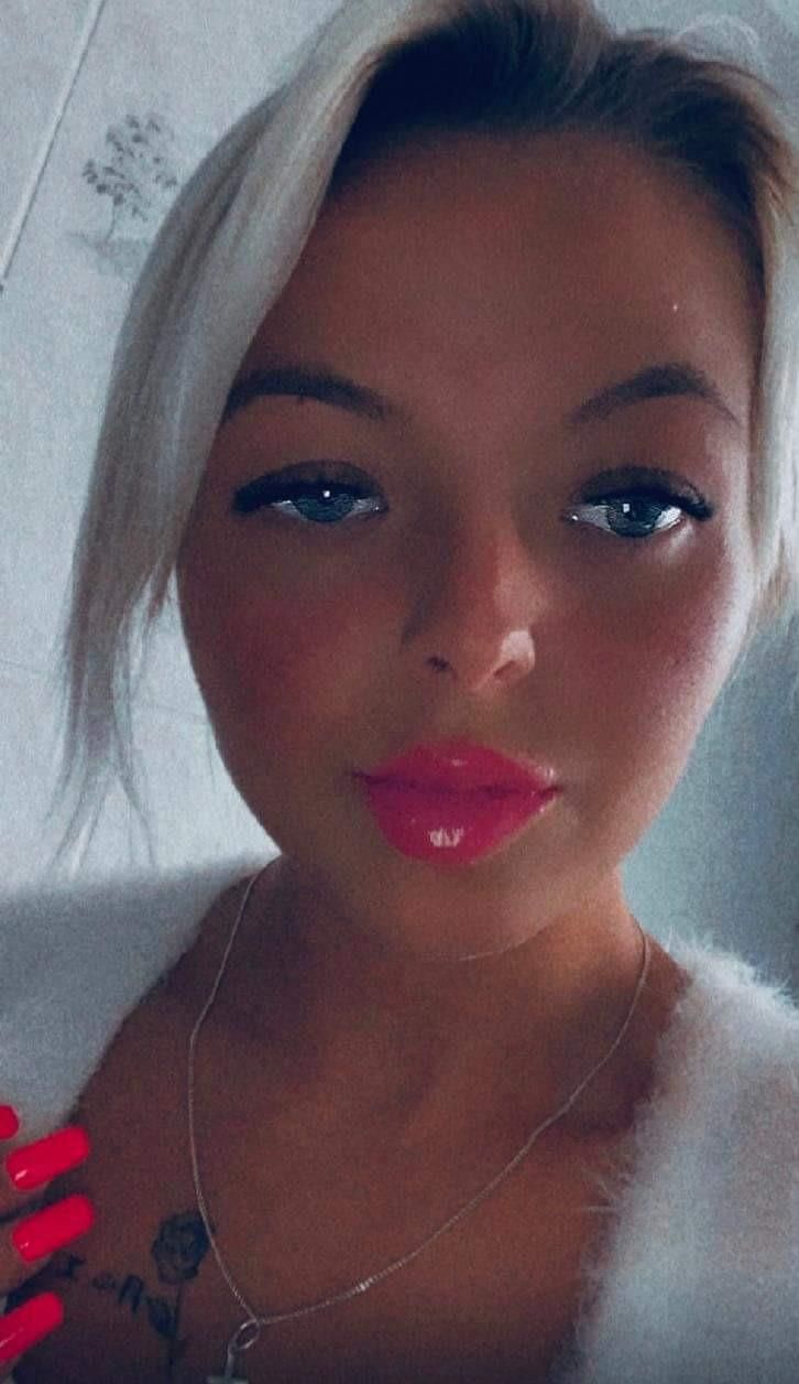 Sexy-mia's media