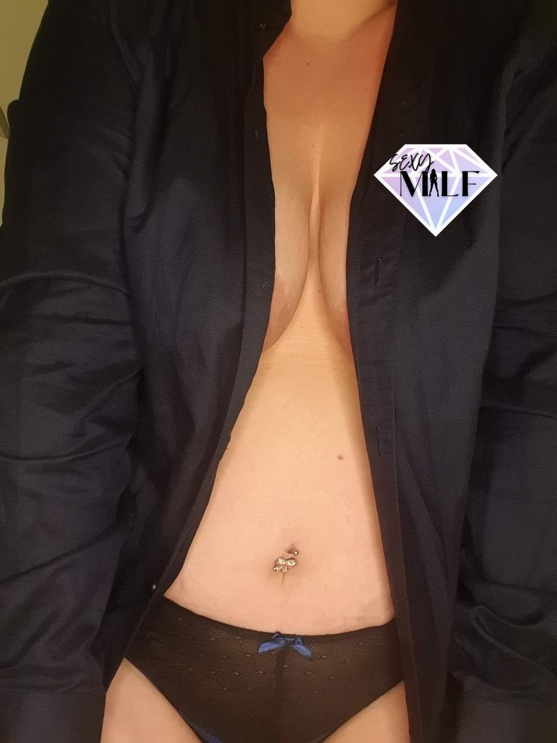 Sexy-milf's media
