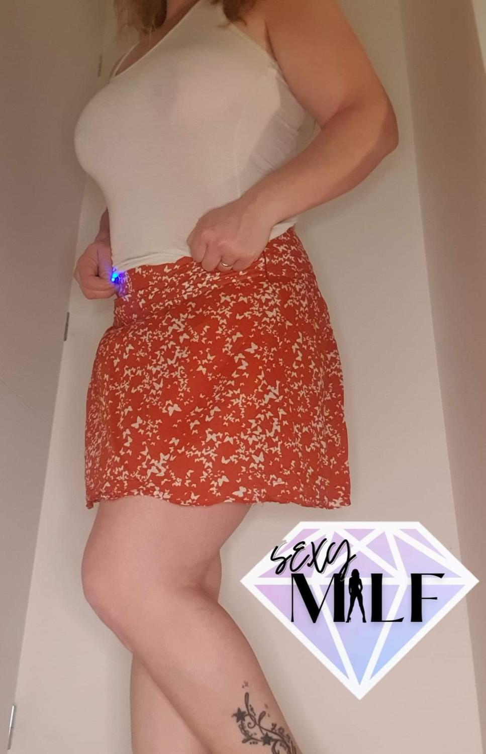 Sexy-milf's media
