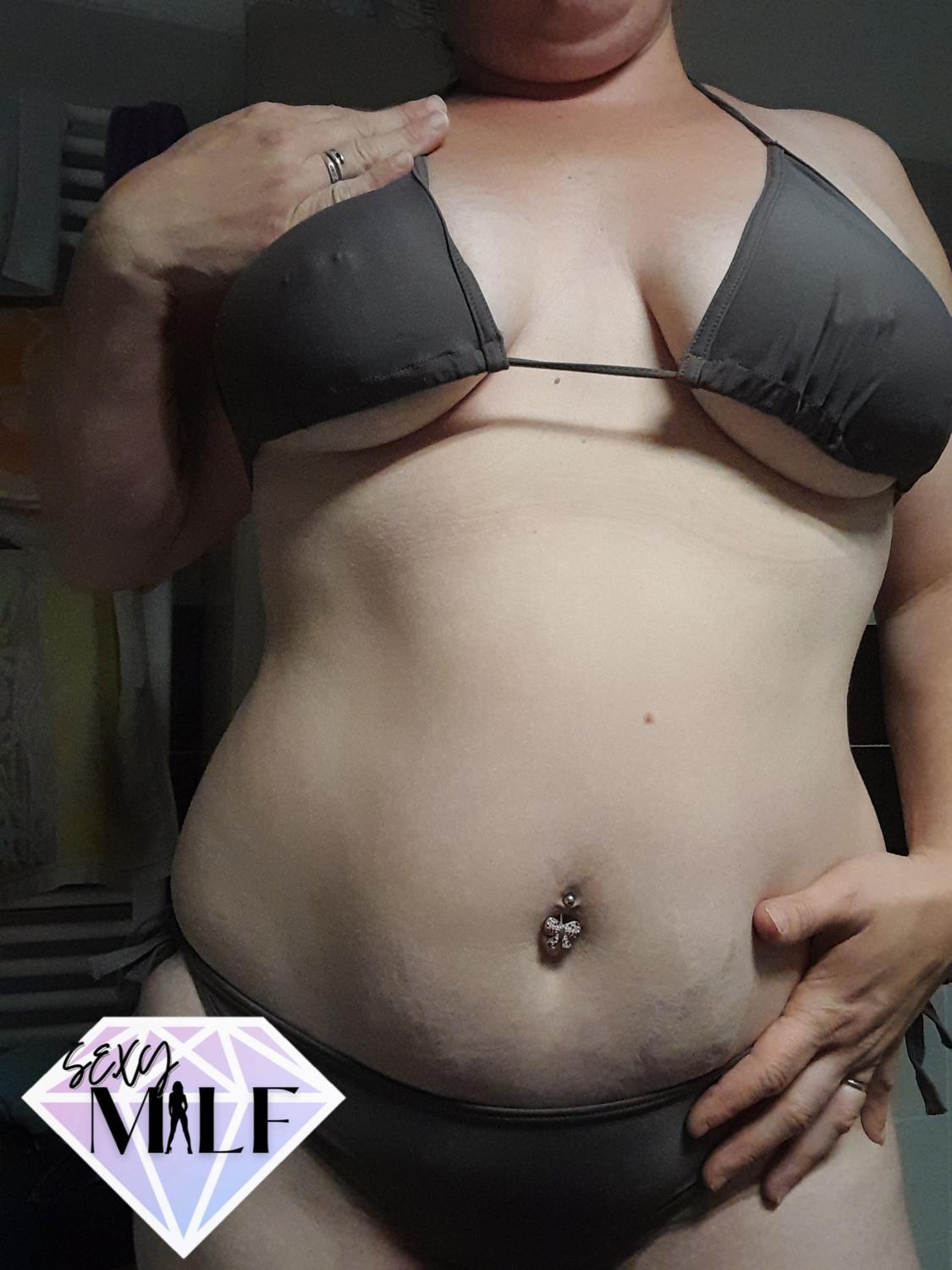 Sexy-milf's media