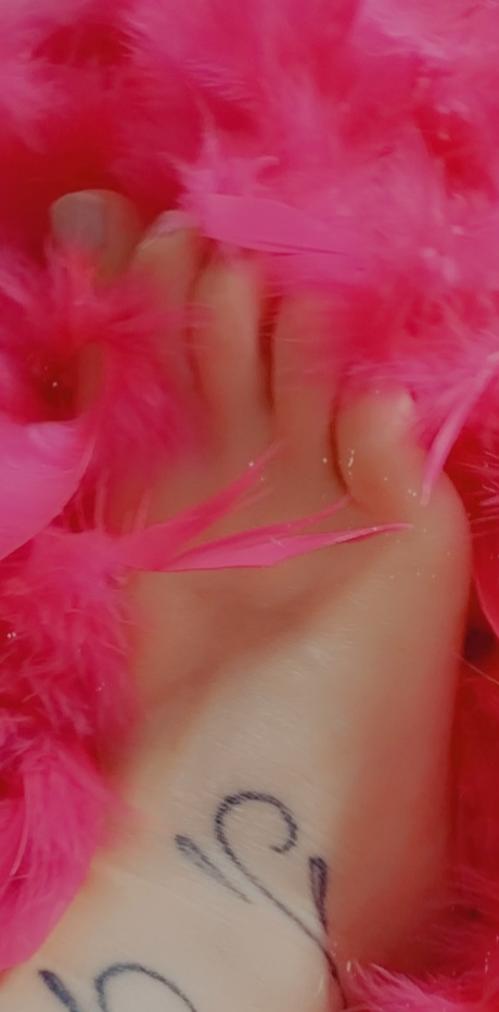 Sexy_petits_pieds_et_plus's media