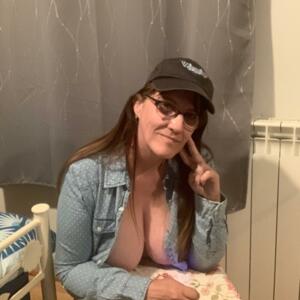 Sexycaro18's media