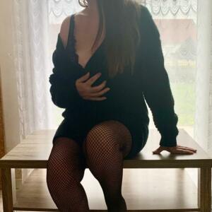 Sexycaro18's media