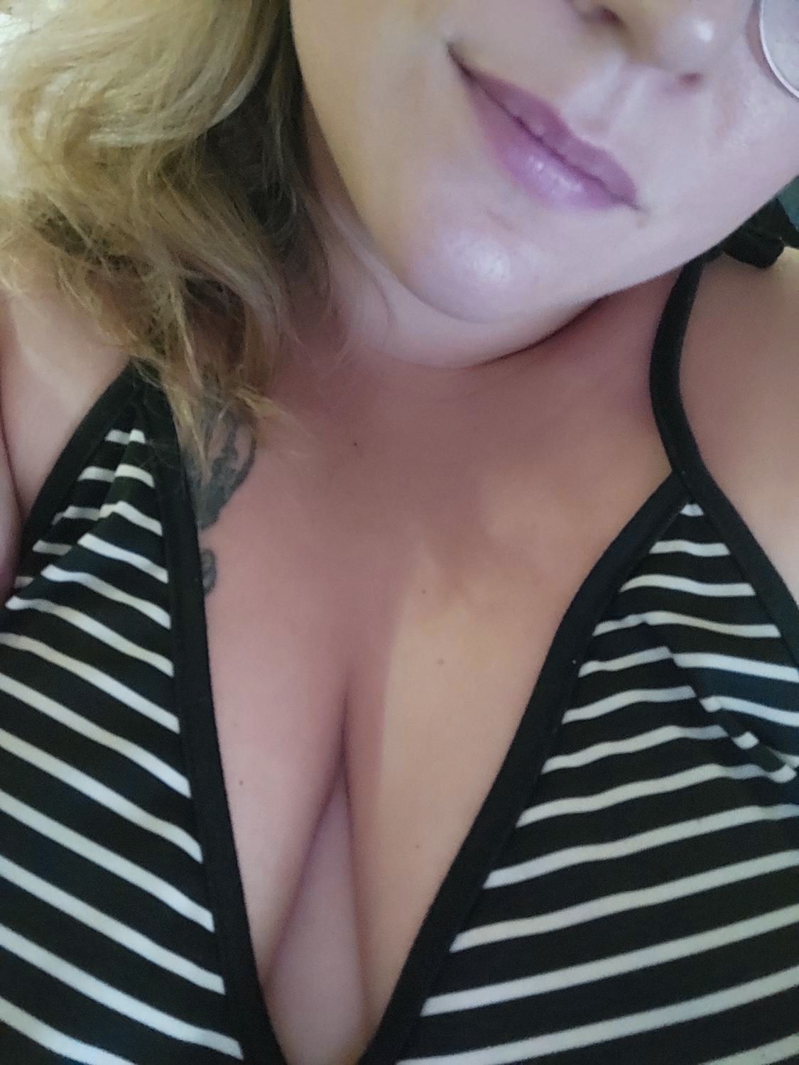 Sexycurvylove's media