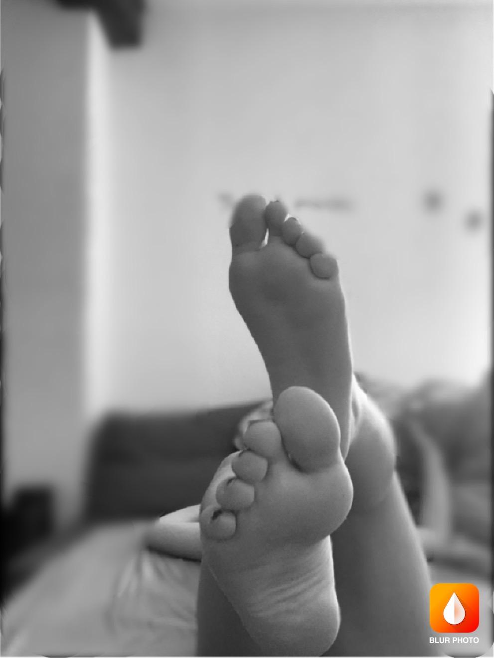 Sexyfeet_2002's media