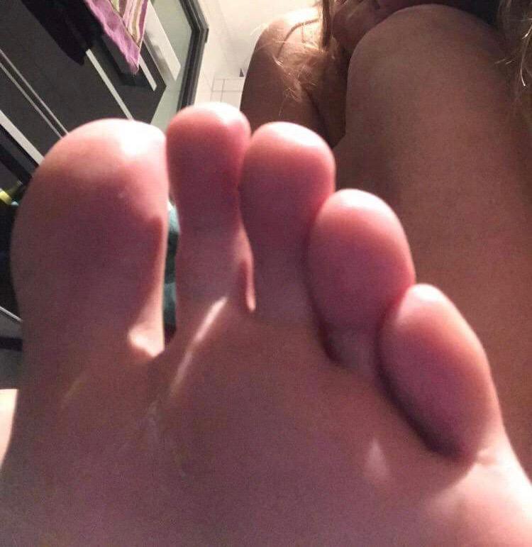 Sexyfeet_252's media