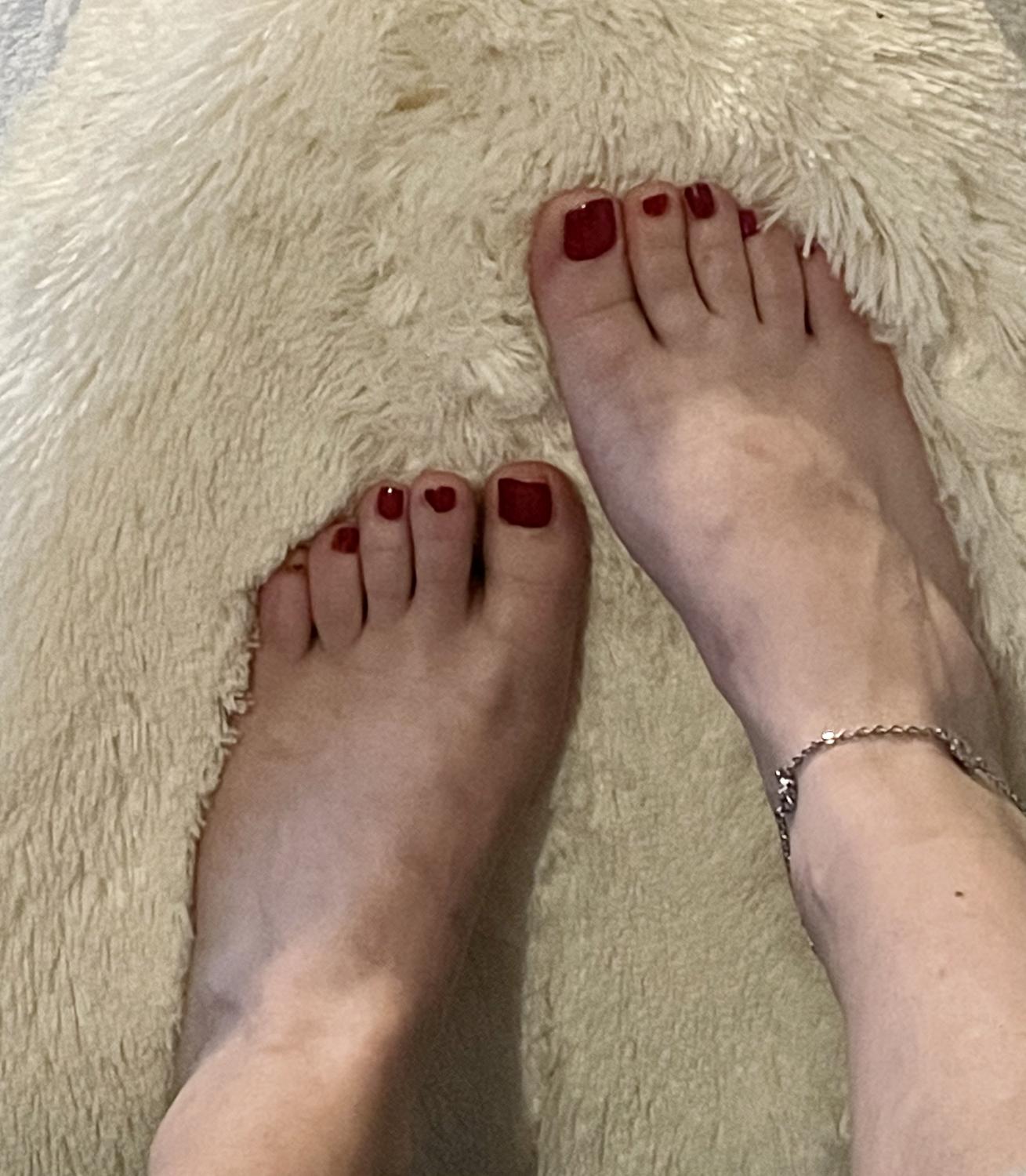 Sexyfeet4556's media