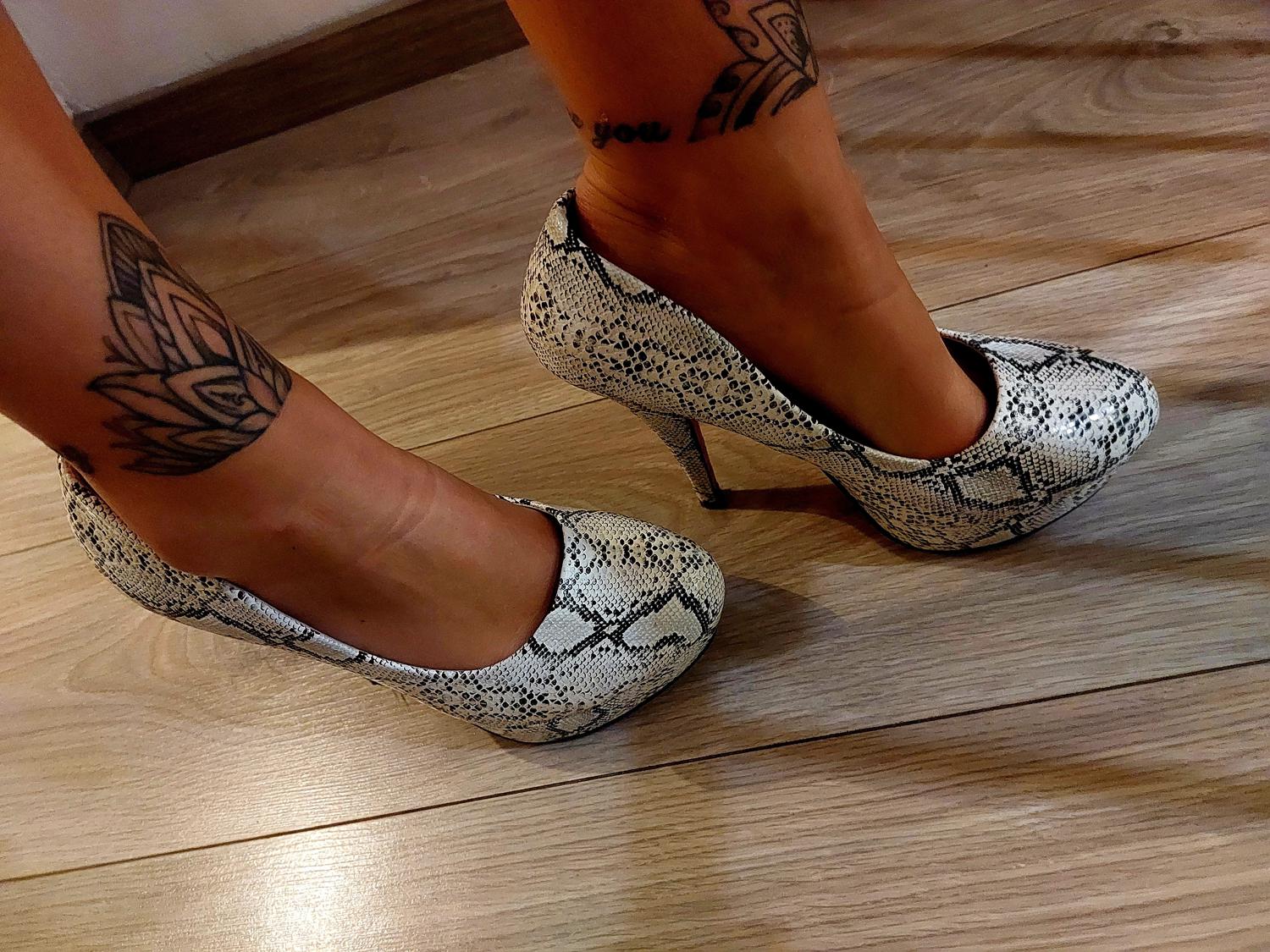Sexyfoot_1's media