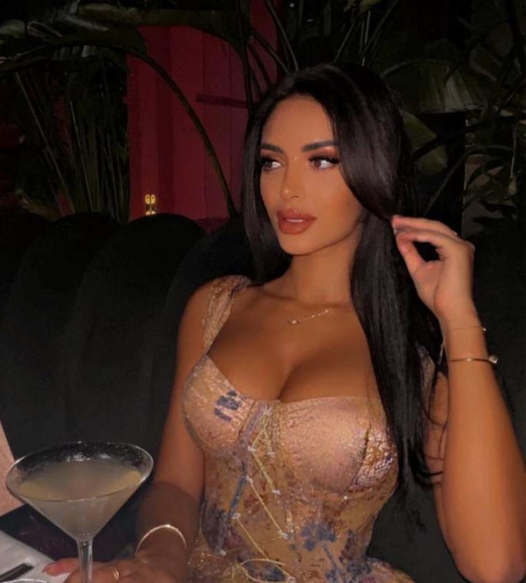 Sexygirlparis's media