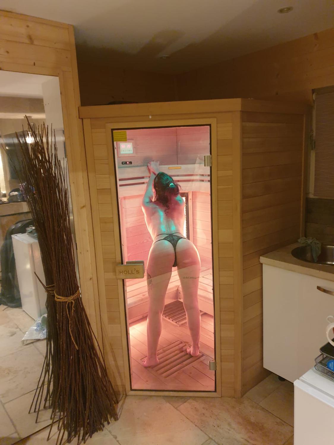 Sexylya's media