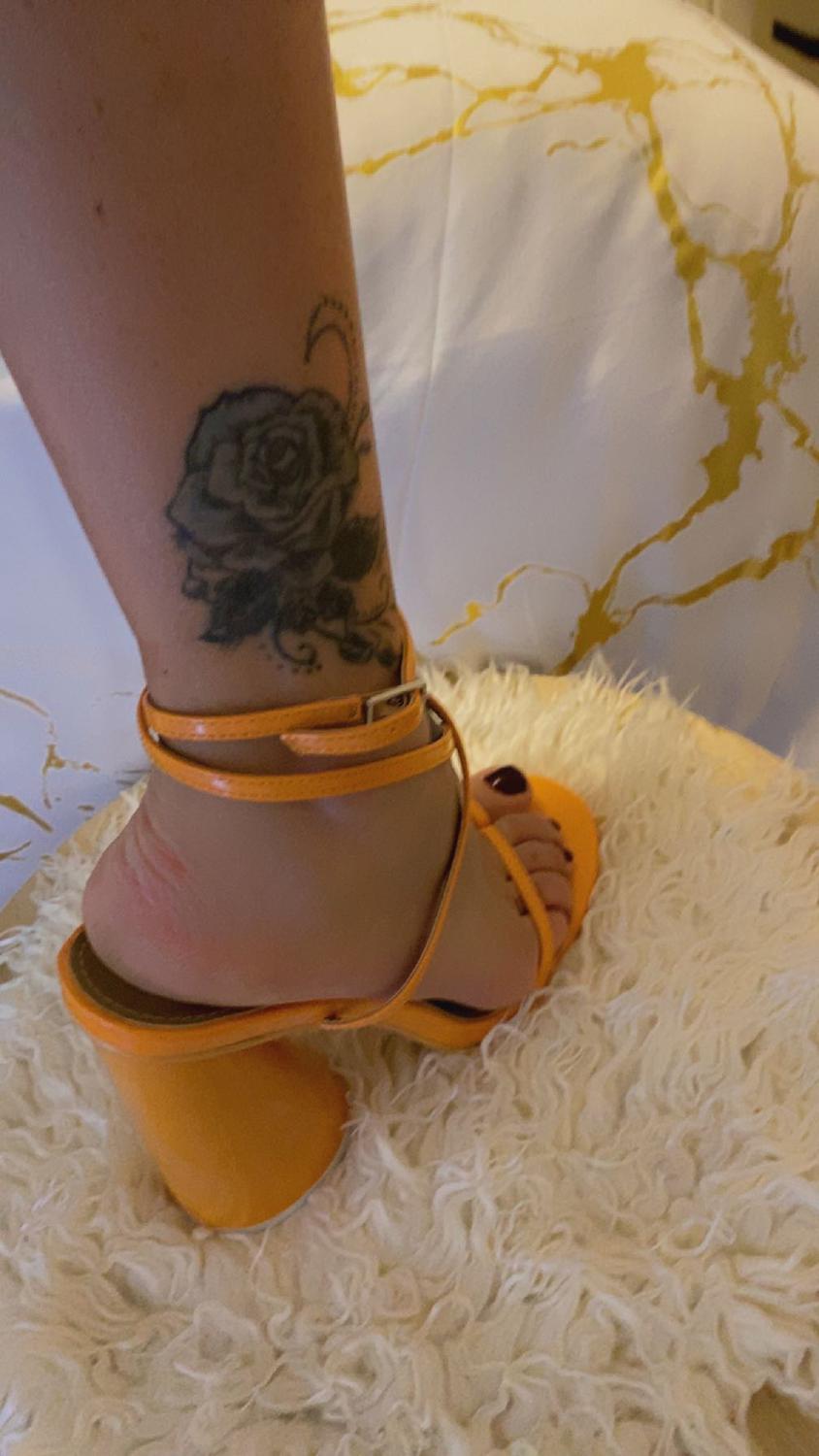 Sexypieds69's media
