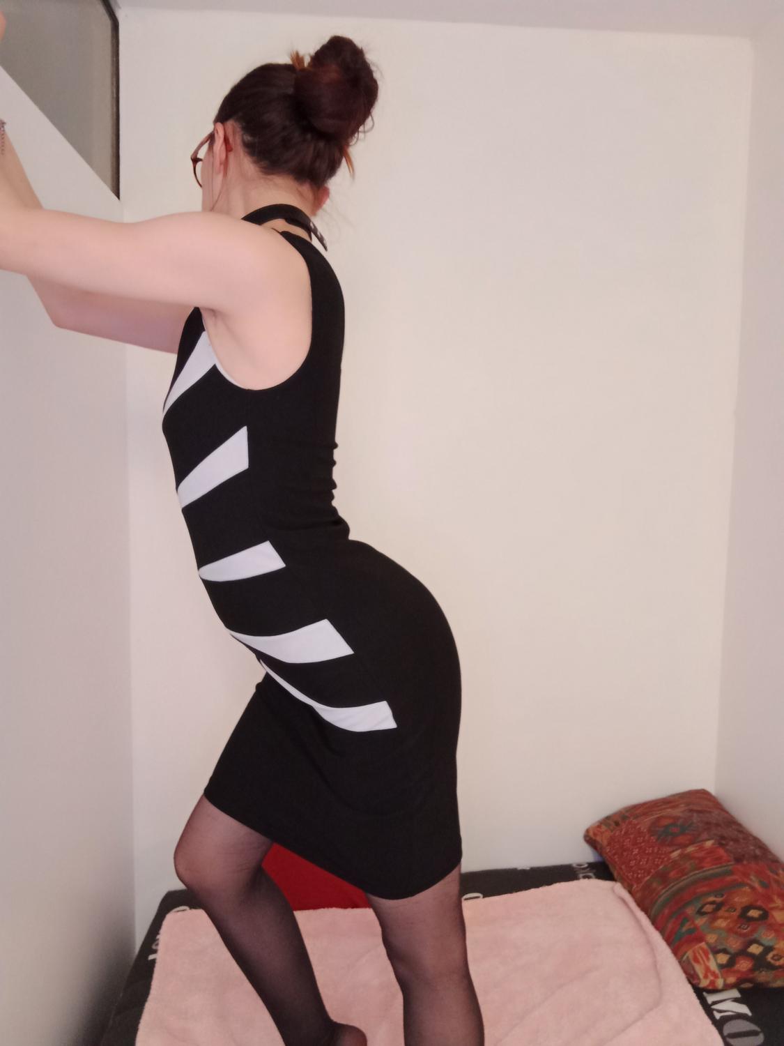 Sexyskinnygirl's media