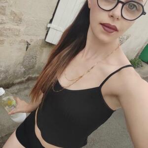 Sexyskinnygirl's media