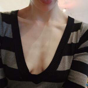 Sexyskinnygirl's media