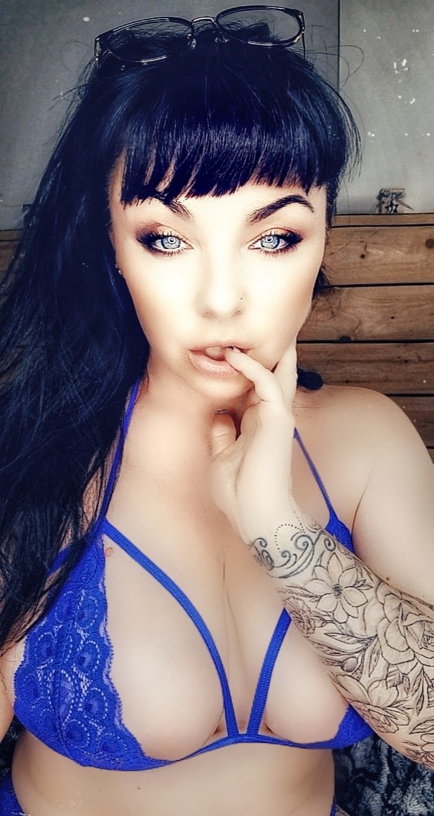 Shanna_x2's media
