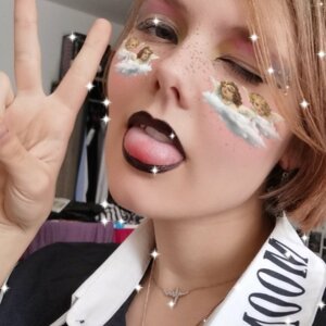 Shiminezakura's media