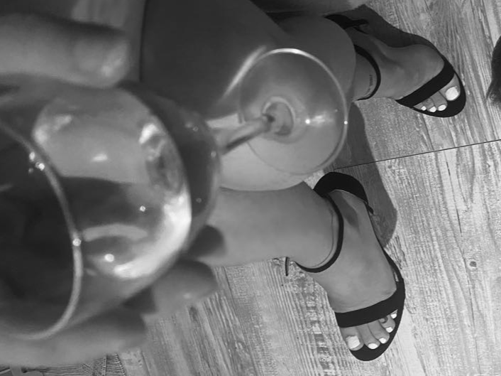 _shinyfeet_'s media