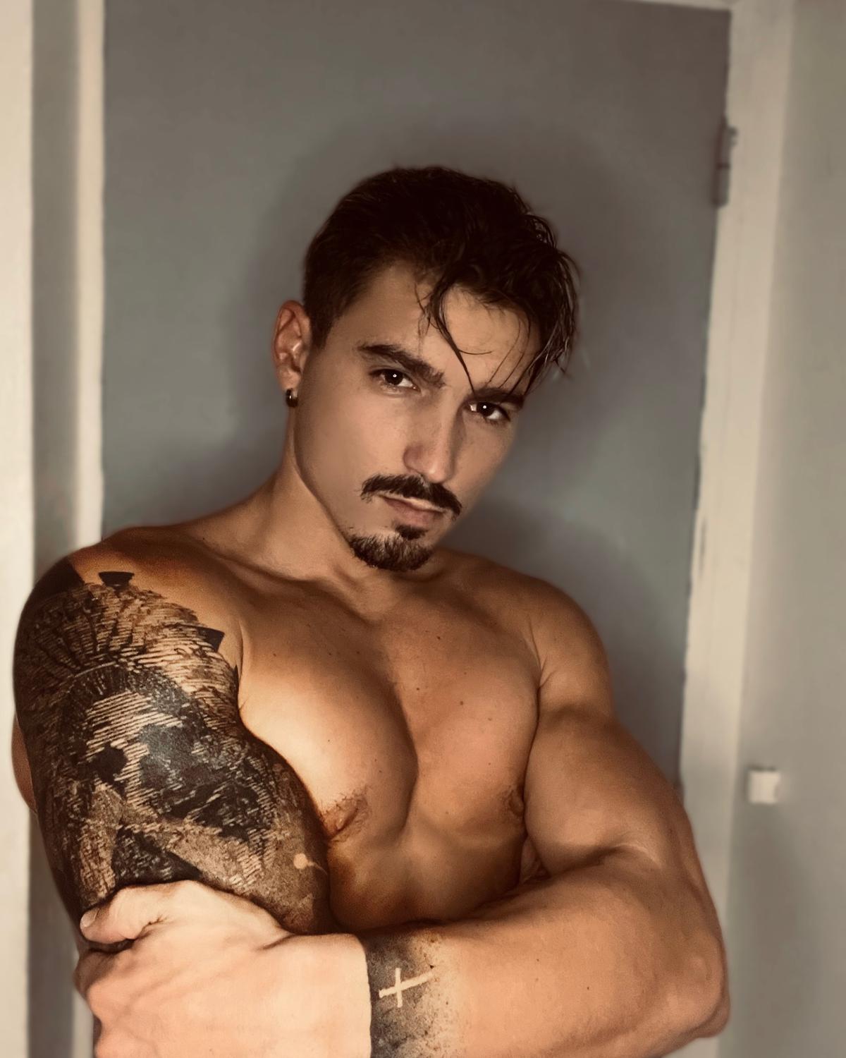 Signbyv's media