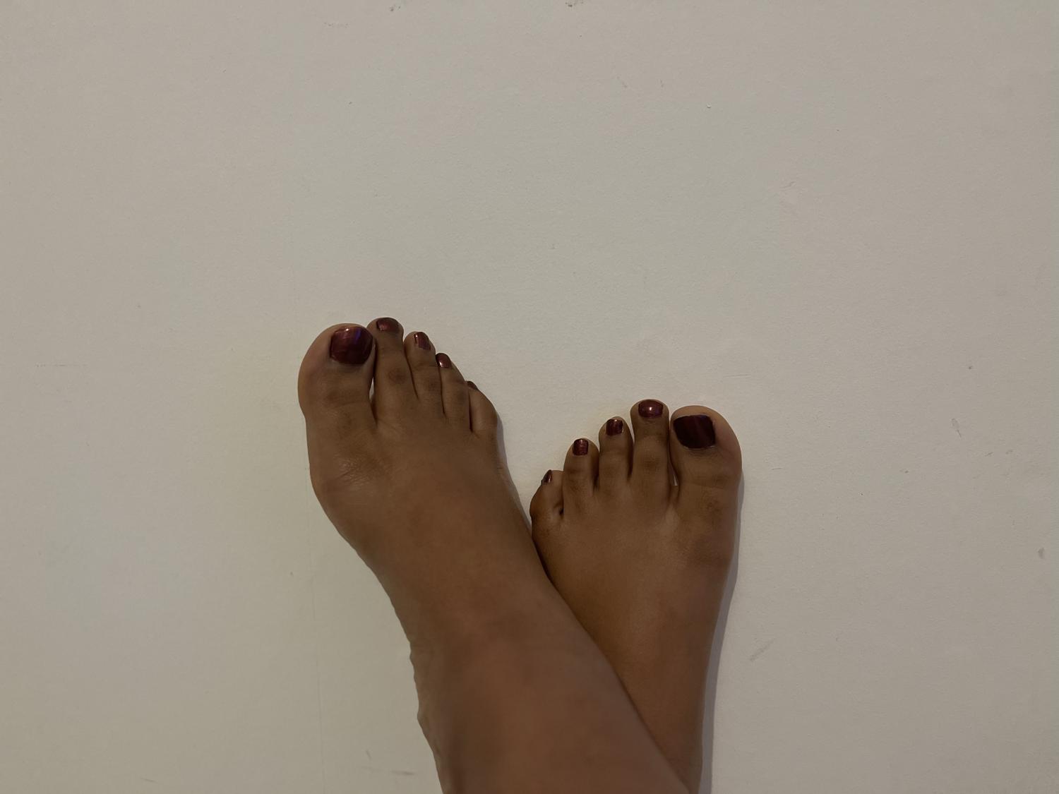 Sis_feet's media